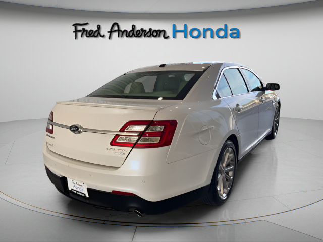 Used 2016 Ford Taurus Limited w/ Equipment Group 301A AWD/4WD image 4