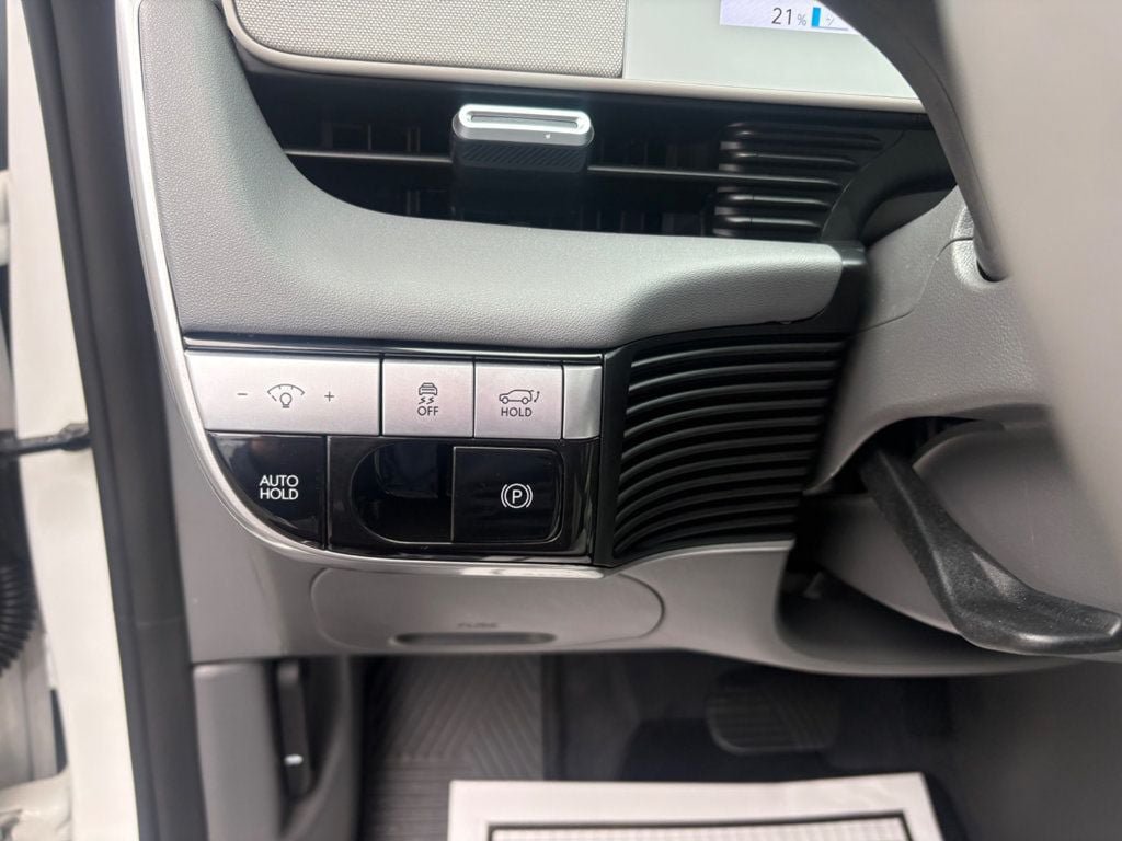 Used 2022 Hyundai Ioniq 5 SEL RWD image 12