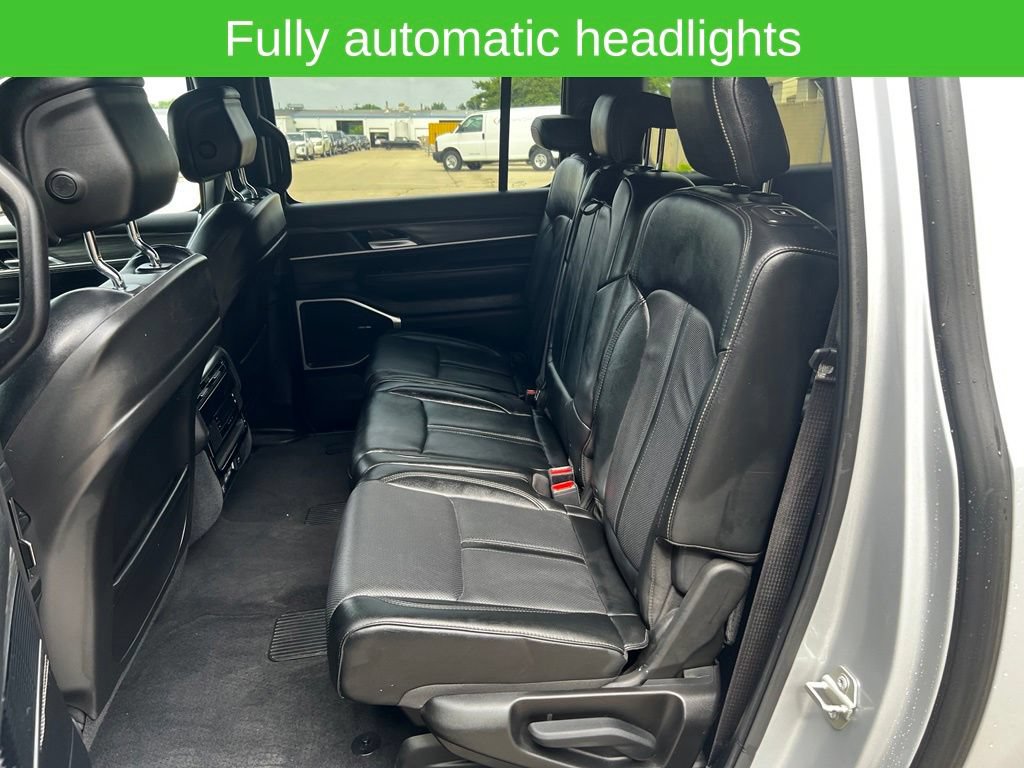 Used 2024 Jeep Wagoneer L Series II w/ Flexible Seating Group AWD/4WD image 29