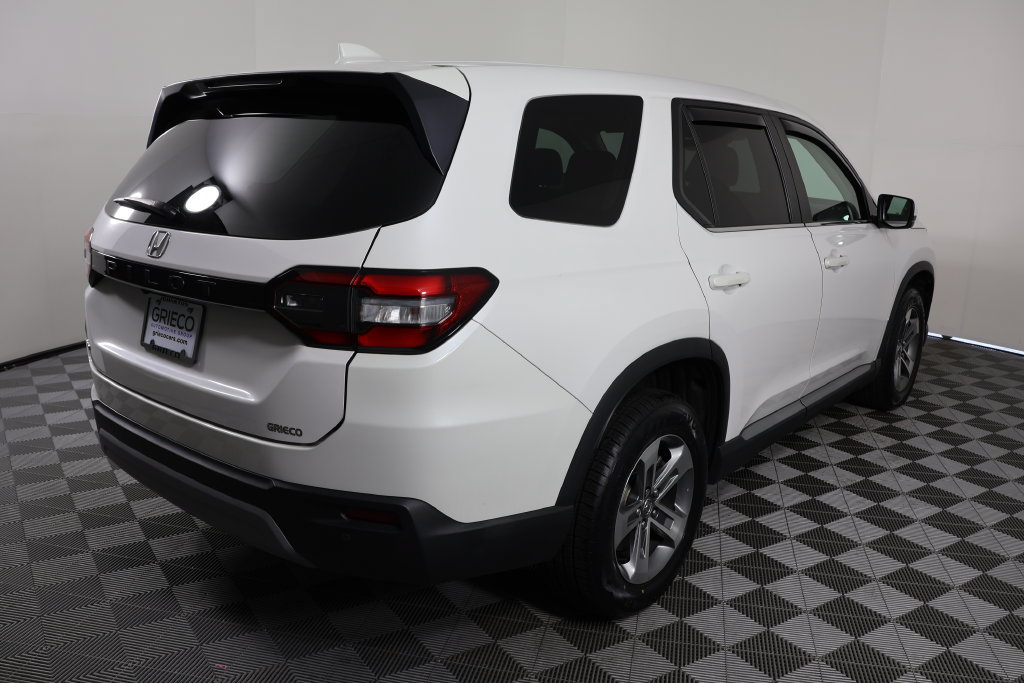 Used 2023 Honda Pilot EX-L image 8