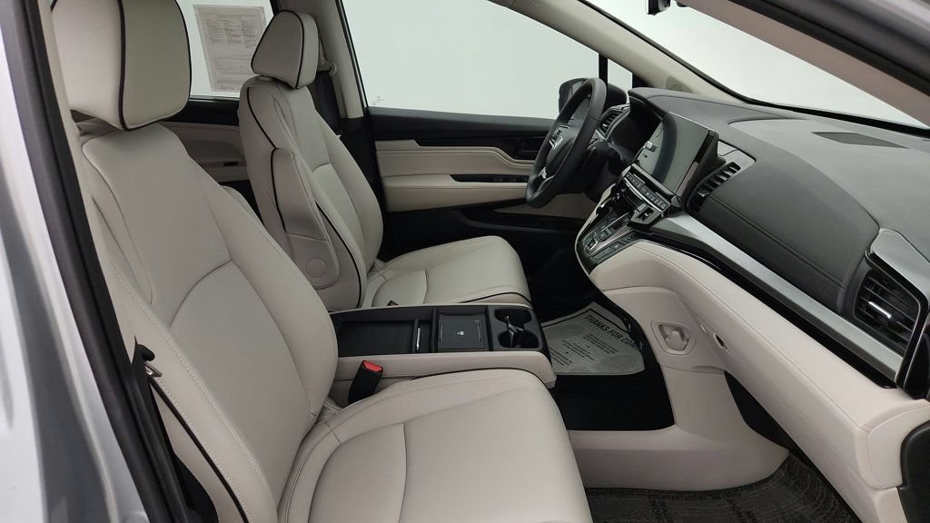 Used 2026 Honda Odyssey Touring image 25