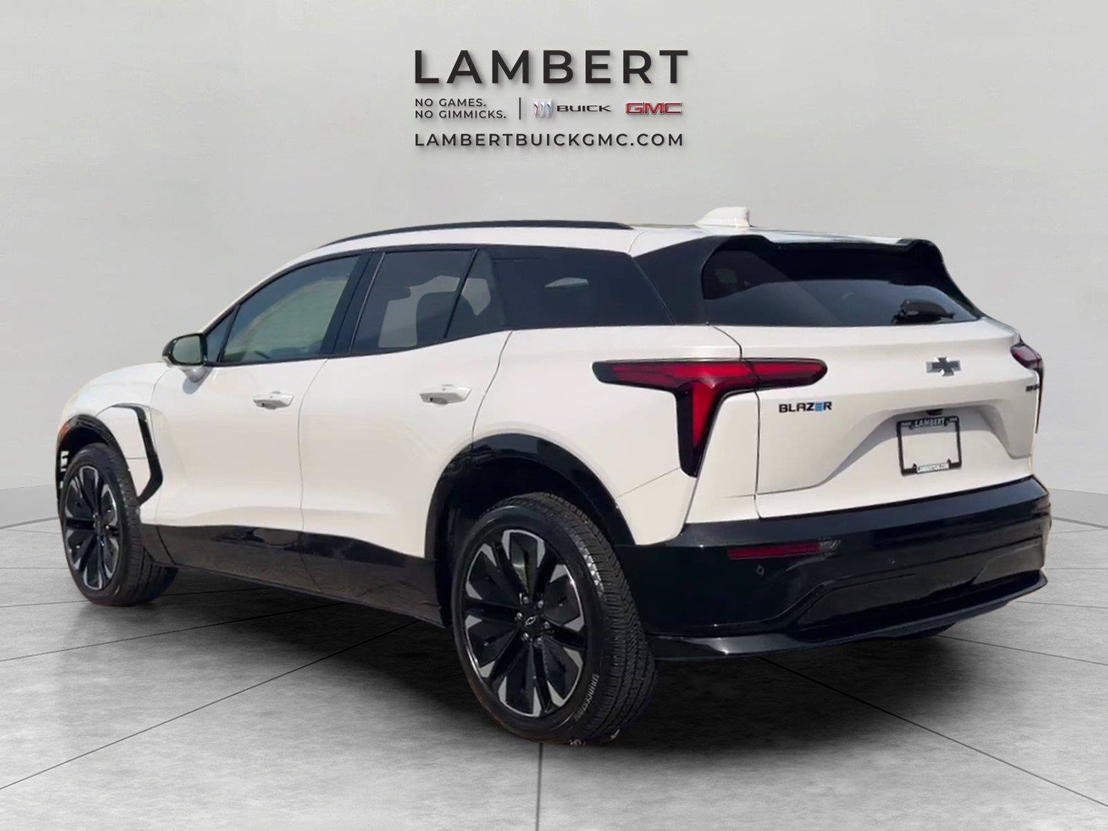 Used 2025 Chevrolet Blazer EV RS AWD/4WD image 3