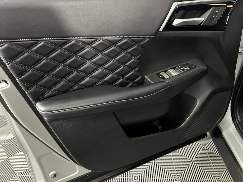 Used 2024 Mitsubishi Outlander SEL image 26