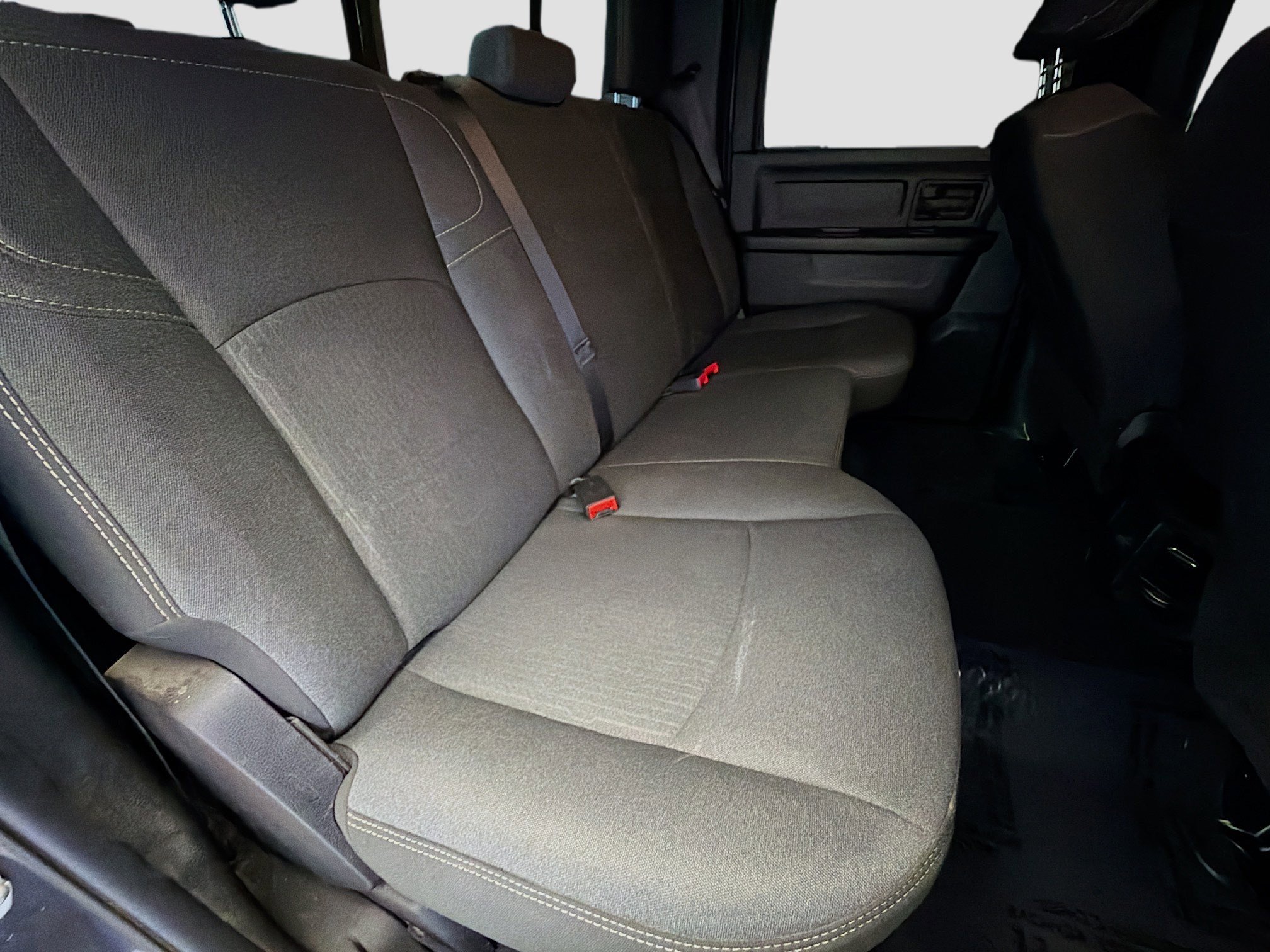 Used 2024 RAM 2500 Tradesman w/ Chrome Appearance Group image 14