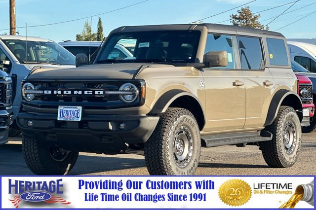 New 2025 Ford Bronco Outer Banks w/ Sasquatch Package image 8