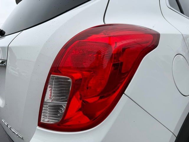 Used 2016 Buick Encore FWD image 6