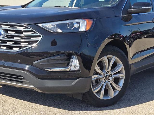 Certified 2024 Ford Edge Titanium image 3