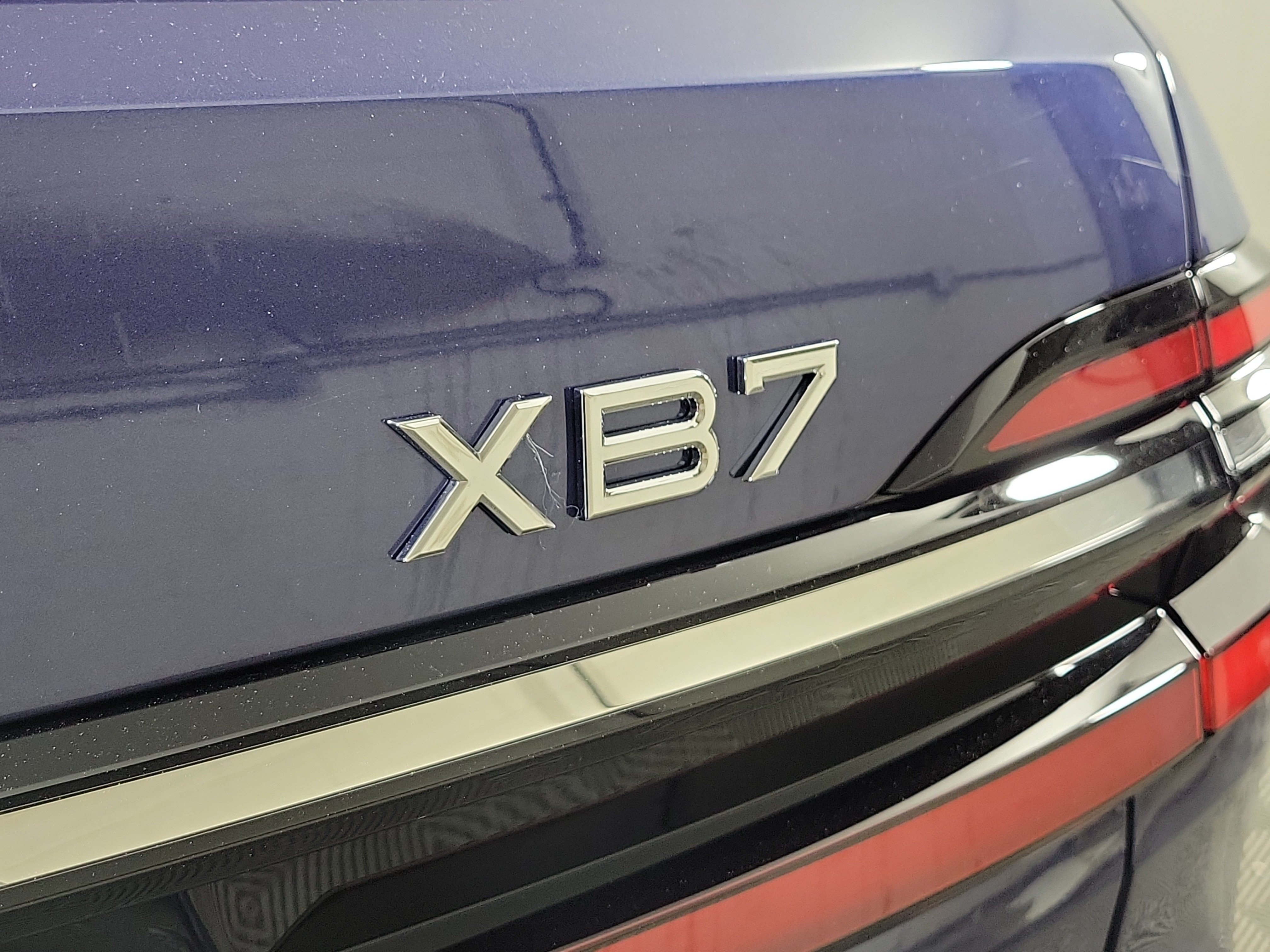 New 2026 BMW ALPINA XB7 AWD/4WD image 25