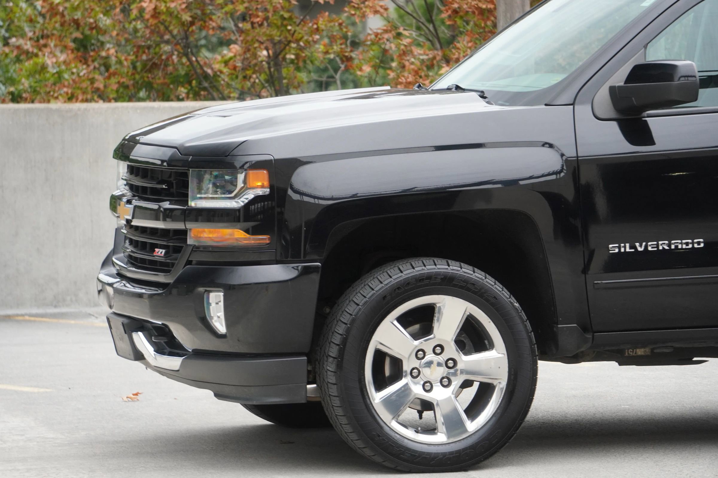 Used 2018 Chevrolet Silverado 1500 LT w/ All Star Edition image 20