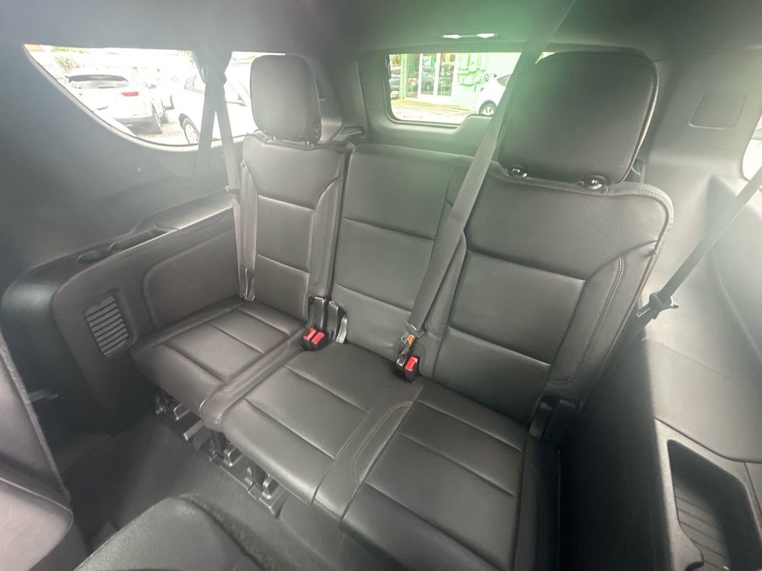 Used 2023 Chevrolet Suburban High Country w/ Premium Package 2 image 27