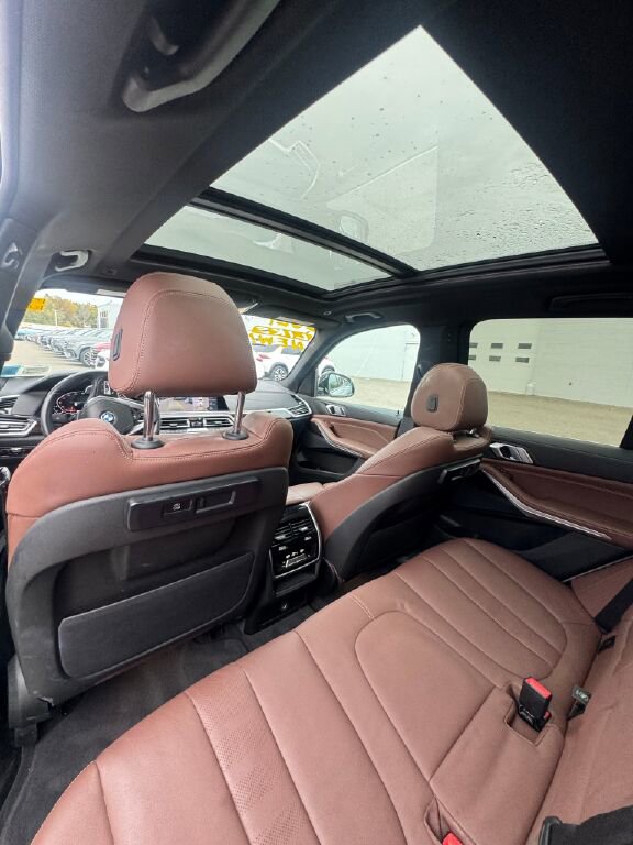 Used 2021 BMW X5 xDrive40i w/ Convenience Package image 17