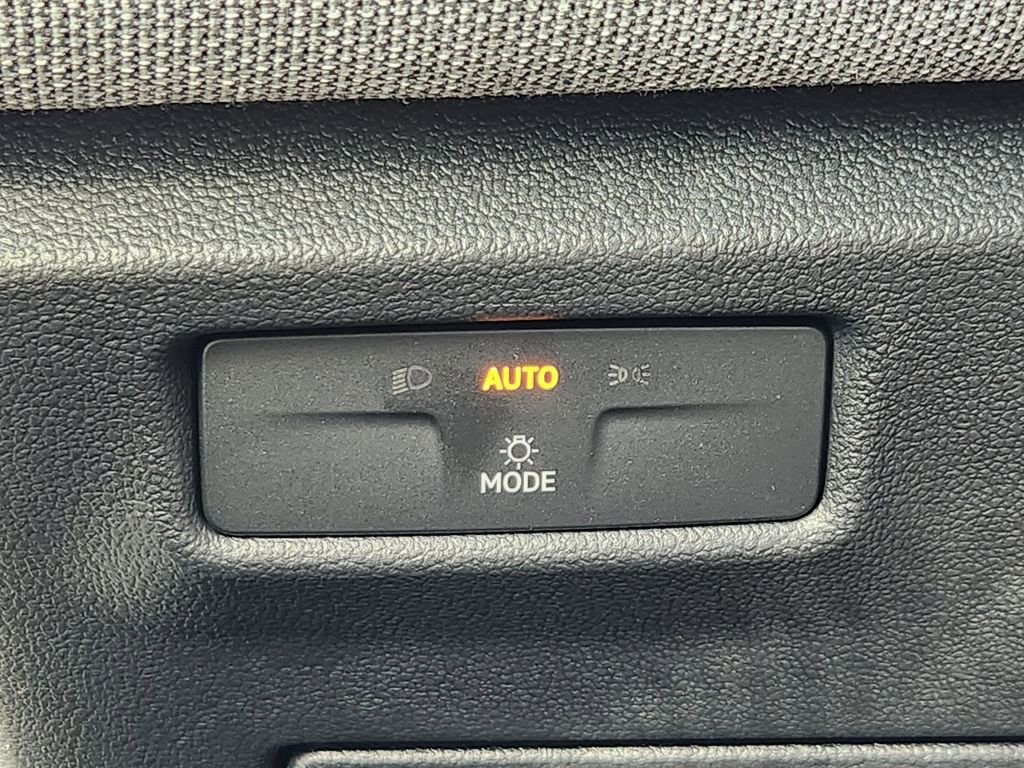 New 2026 Volkswagen Tiguan S image 12