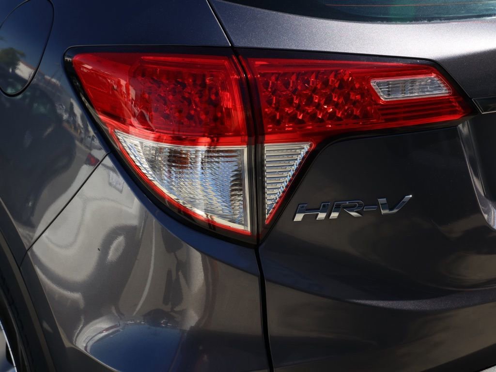 Used 2022 Honda HR-V LX image 7