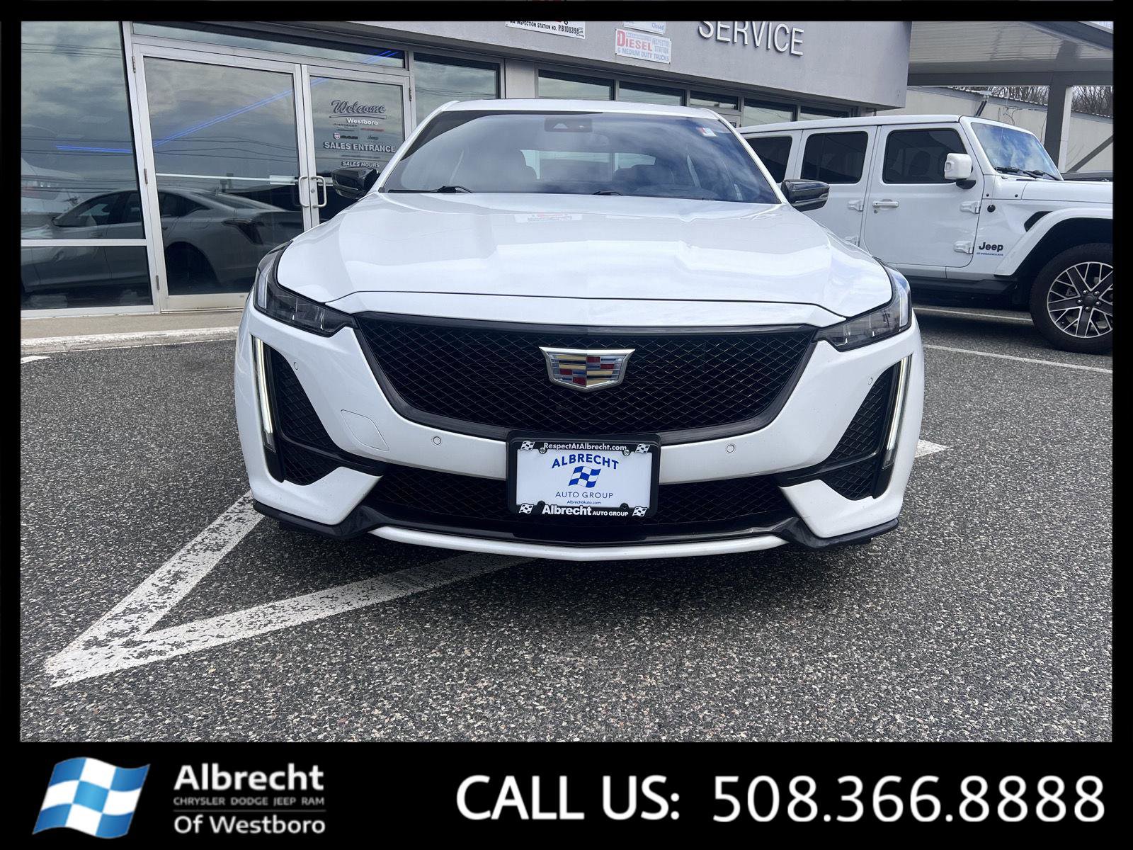 Used 2022 Cadillac CT5 V w/ LPO, ONYX Package image 9