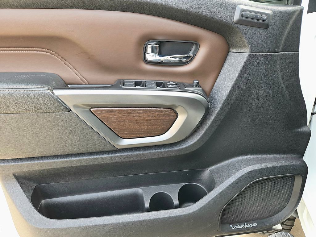 Used 2018 Nissan Titan Platinum Reserve w/ Platinum Utility Package image 30