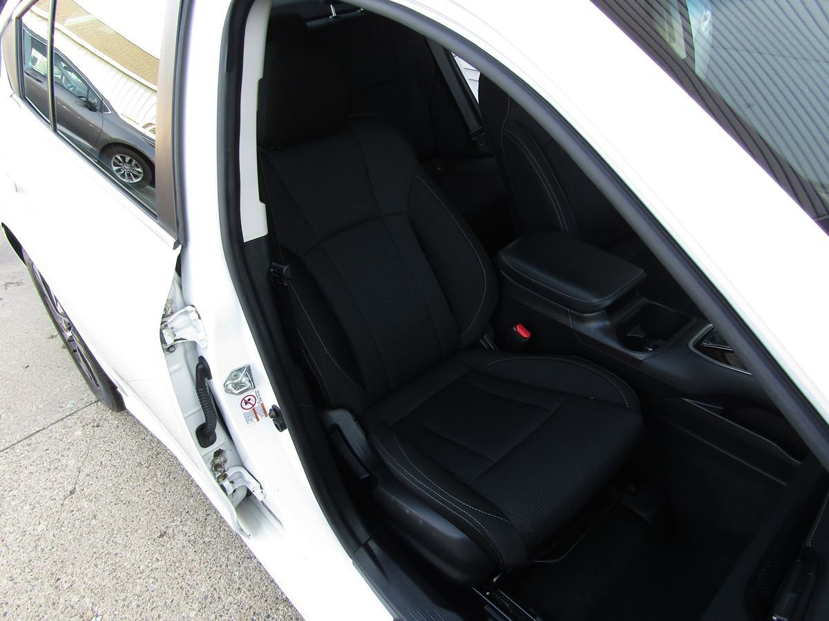 Used 2020 Subaru Legacy Premium AWD/4WD image 32