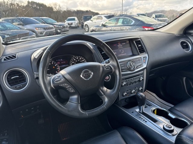 Used 2017 Nissan Pathfinder SL image 15
