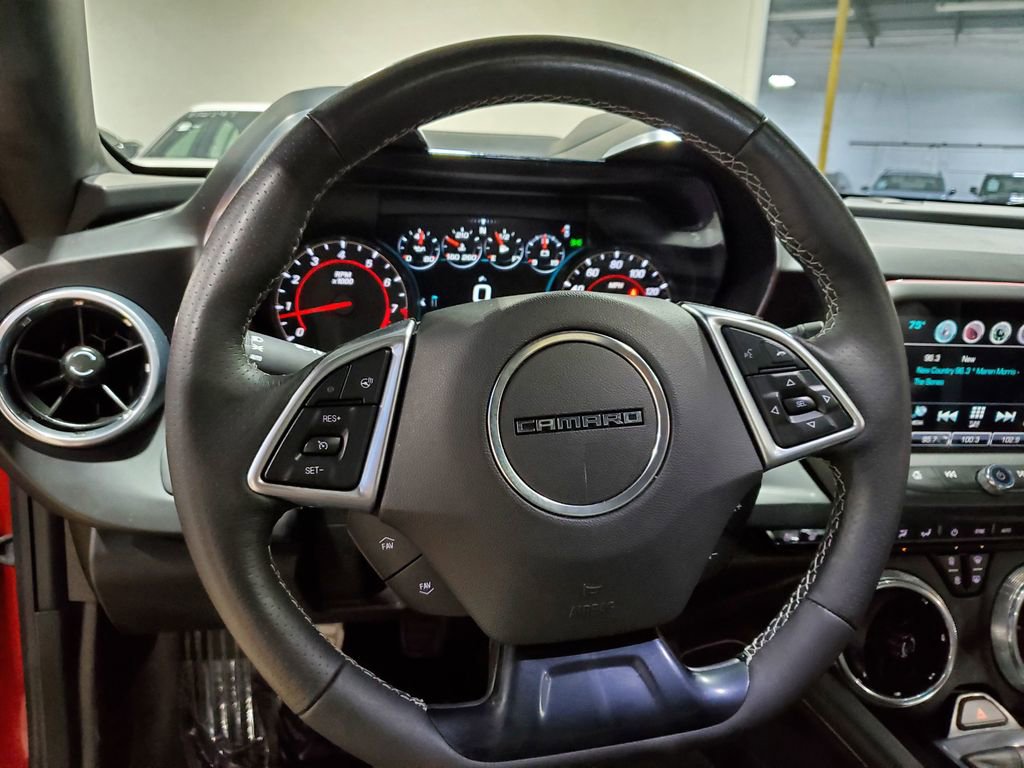 Used 2016 Chevrolet Camaro LT RWD image 22