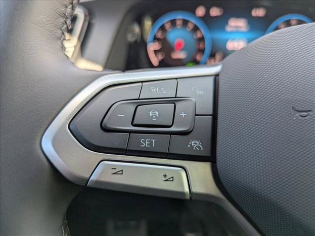 New 2026 Volkswagen Atlas Cross Sport SEL R-Line AWD/4WD image 13