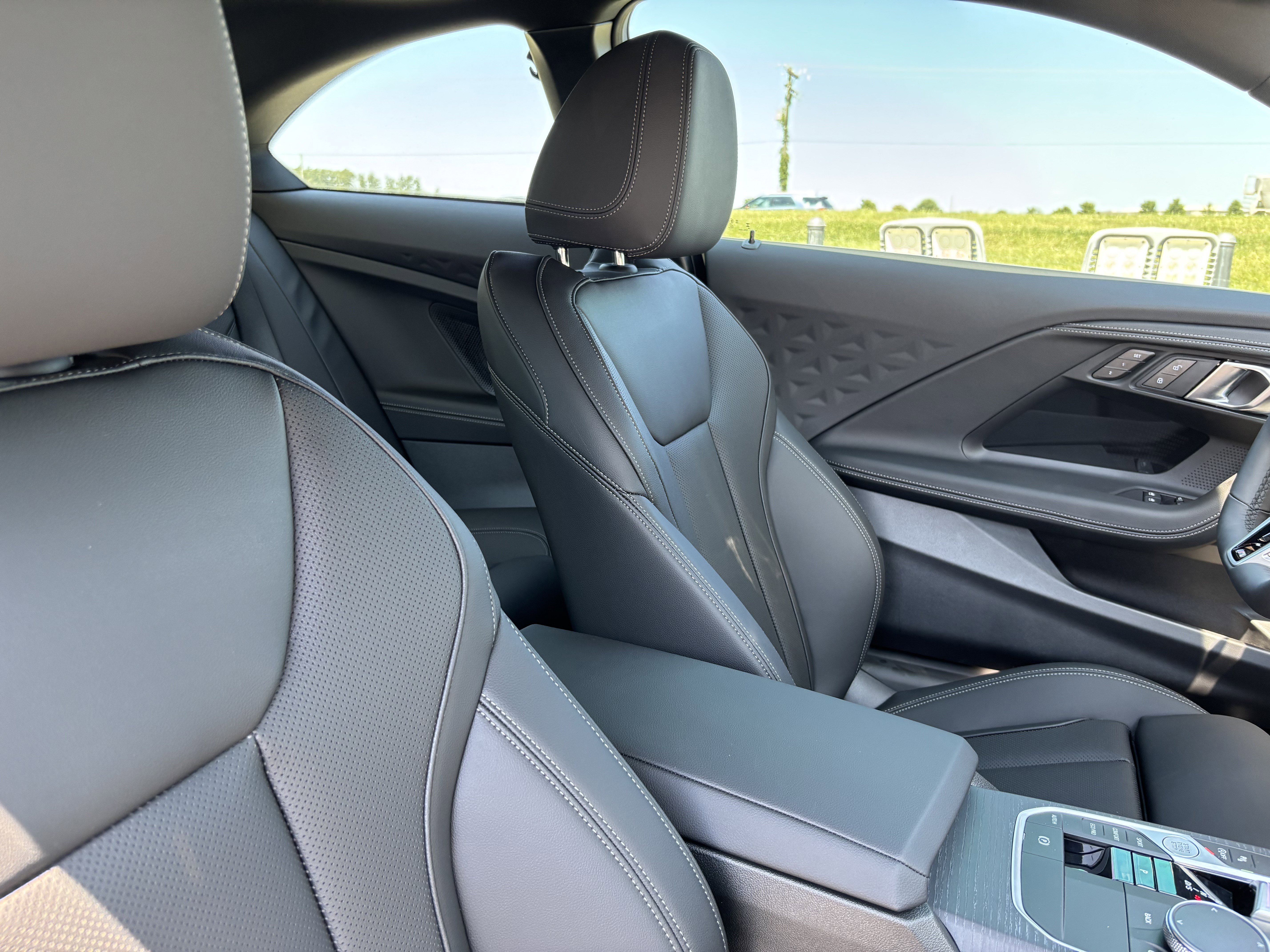 Certified 2025 BMW 230i Coupe w/ M Sport Package image 21