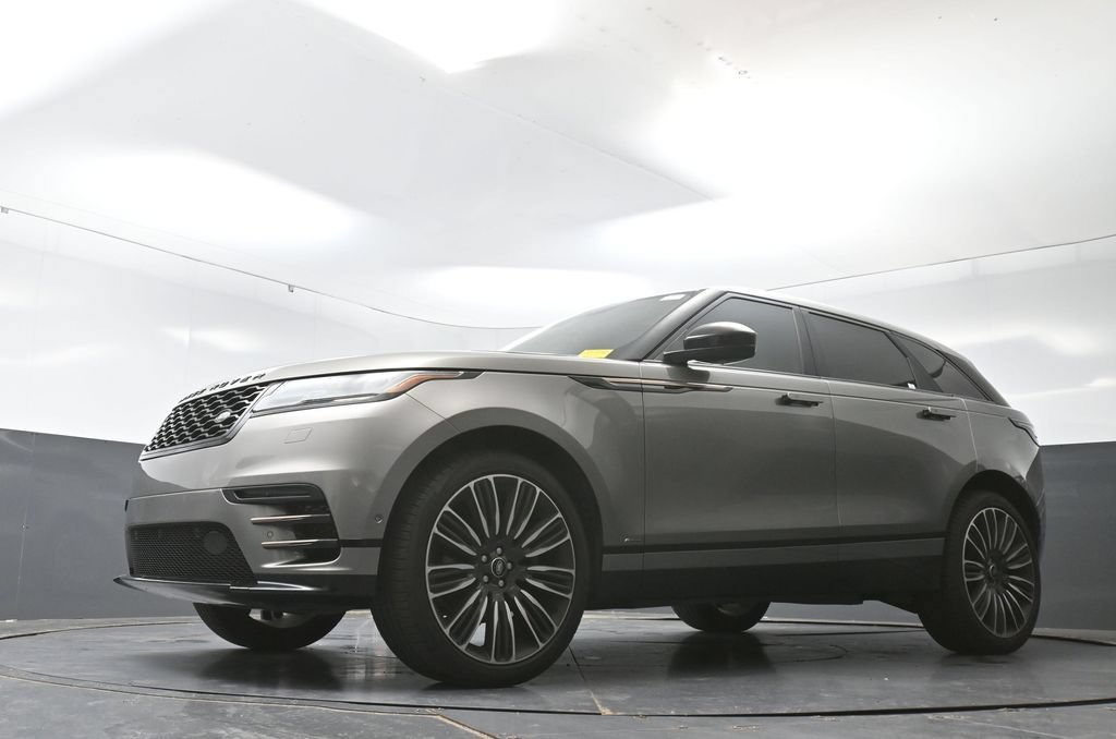 Used 2018 Land Rover Range Rover Velar R-Dynamic HSE AWD/4WD image 53