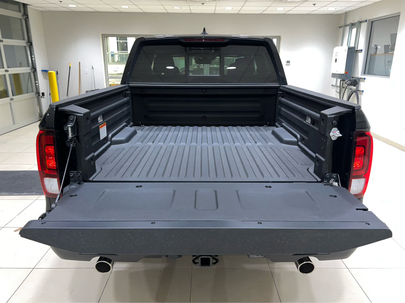 New 2026 Honda Ridgeline Black Edition image 10