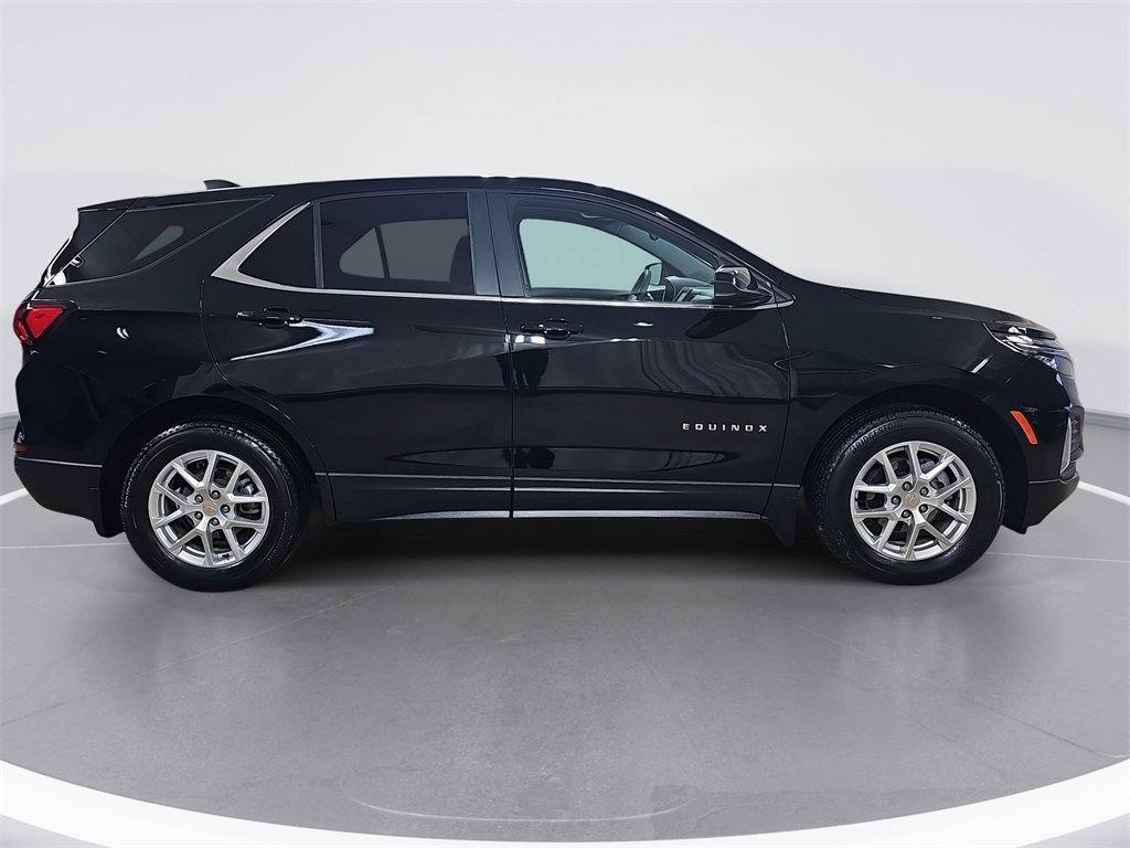 Certified 2024 Chevrolet Equinox LT image 2