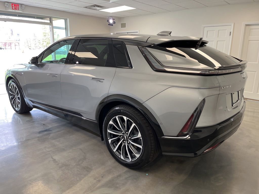 Certified 2024 Cadillac Lyriq Sport AWD/4WD image 3