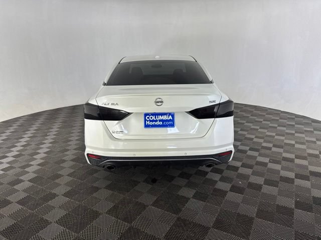 Used 2020 Nissan Altima 2.5 SR w/ Premium Package FWD image 7