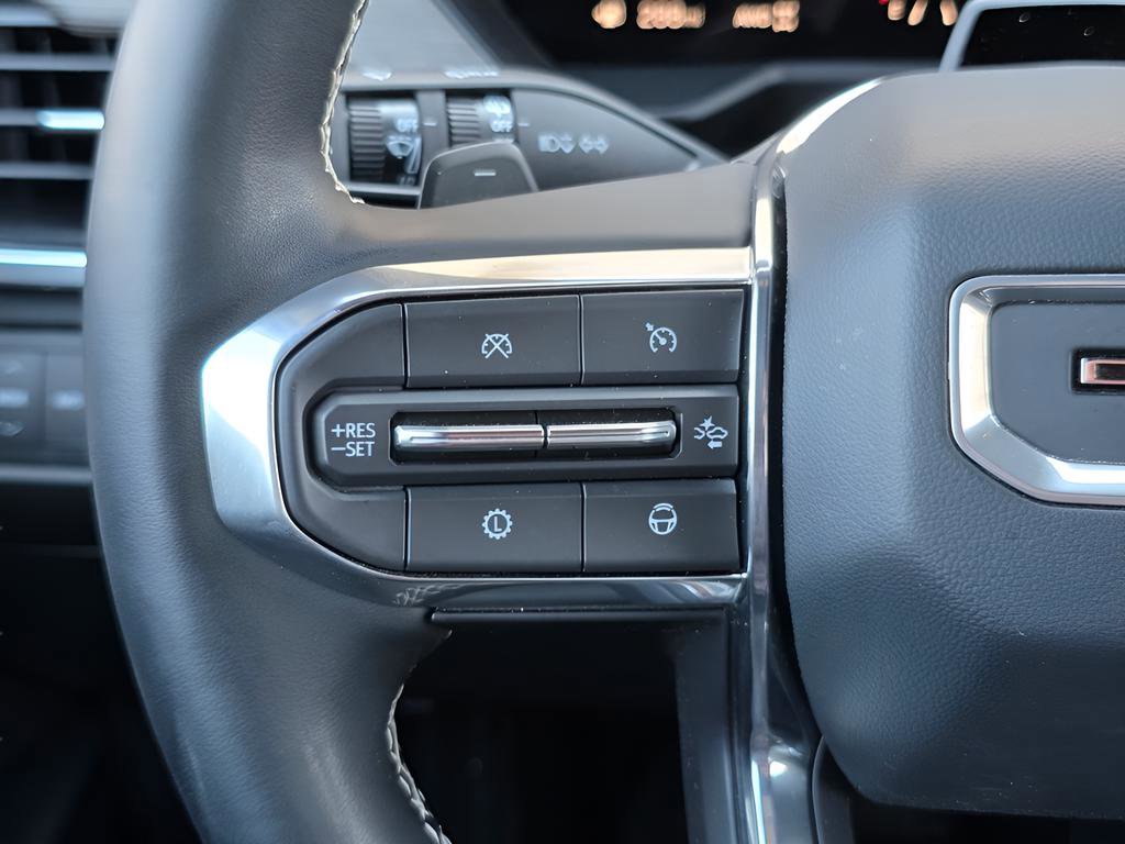 Used 2025 GMC Acadia Denali w/ Super Cruise Package image 27