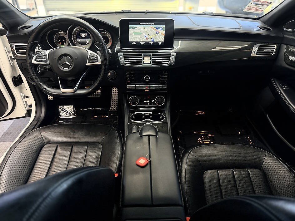 Used 2016 Mercedes-Benz CLS 400 image 7