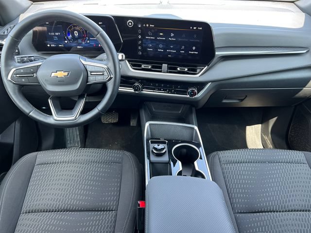 Certified 2026 Chevrolet Equinox LT AWD/4WD image 2