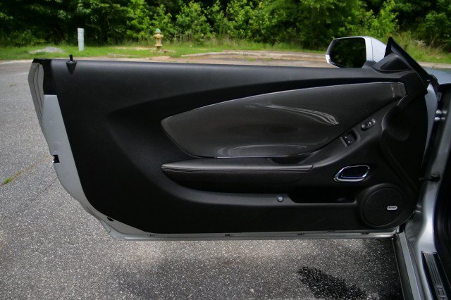 Used 2010 Chevrolet Camaro SS RWD image 30