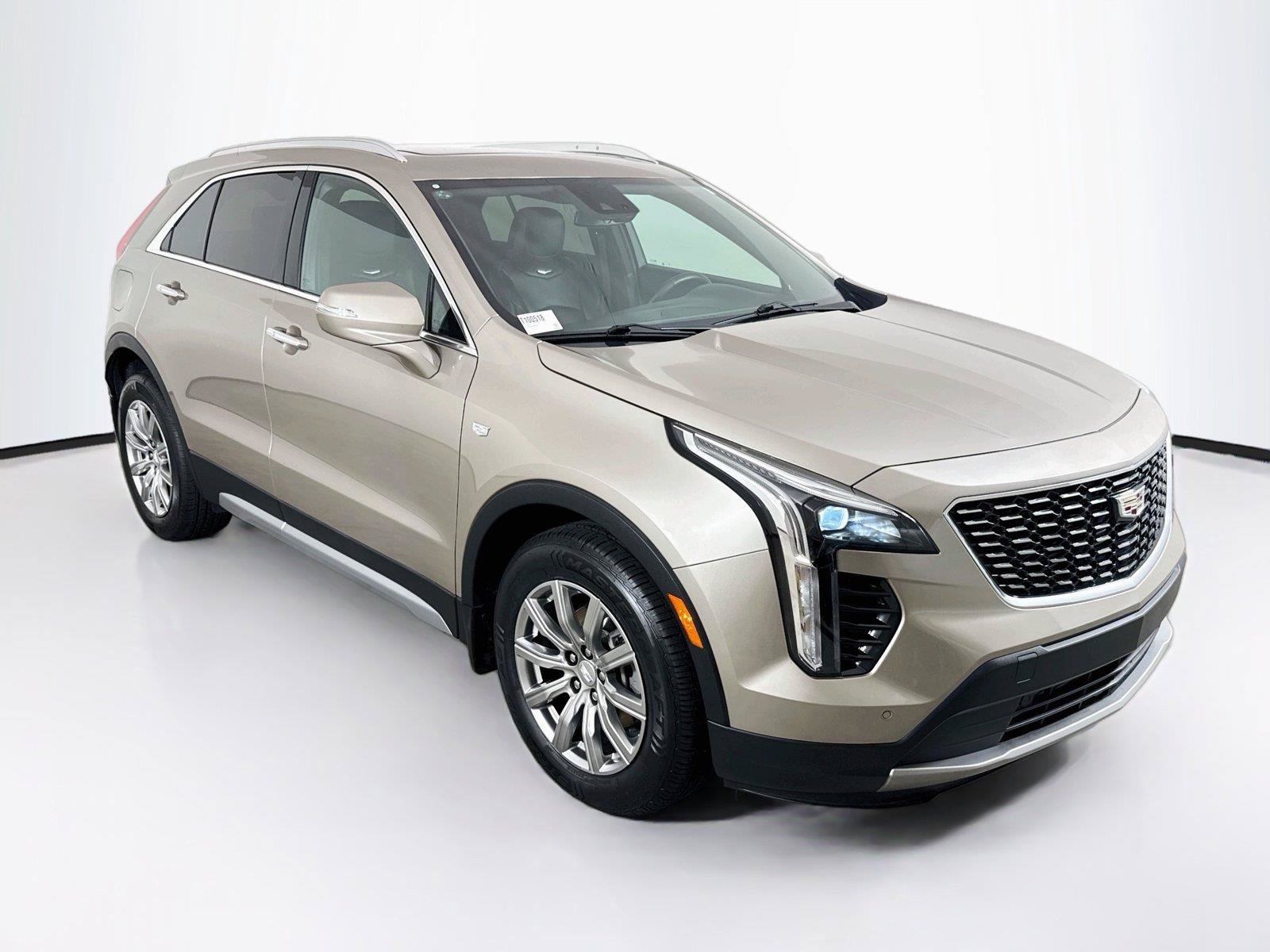 Used 2023 Cadillac XT4 Premium Luxury FWD image 7