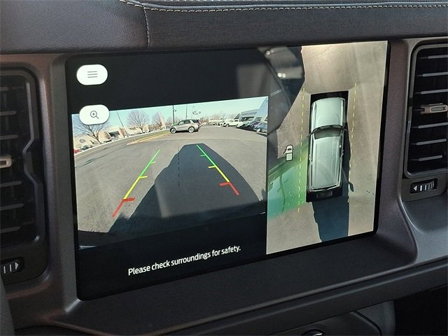 New 2025 Ford Bronco Badlands image 14