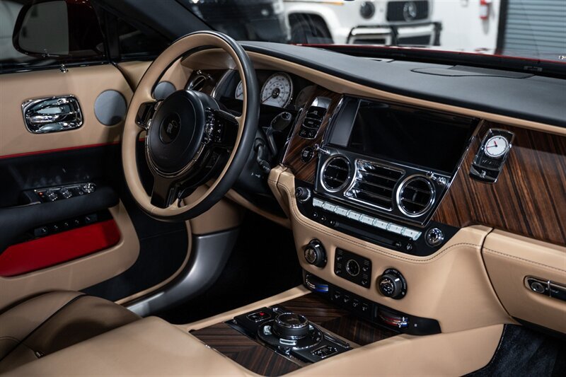 Used 2019 Rolls-Royce Wraith RWD image 52