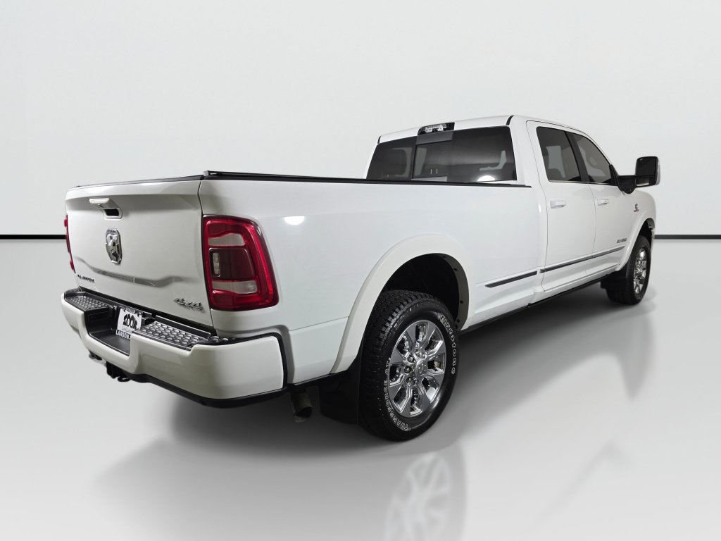 Used 2023 RAM 3500 Limited AWD/4WD image 3