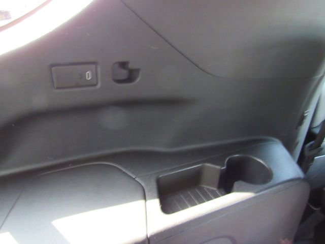 Used 2025 GMC Yukon XL AT4 Ultimate image 40