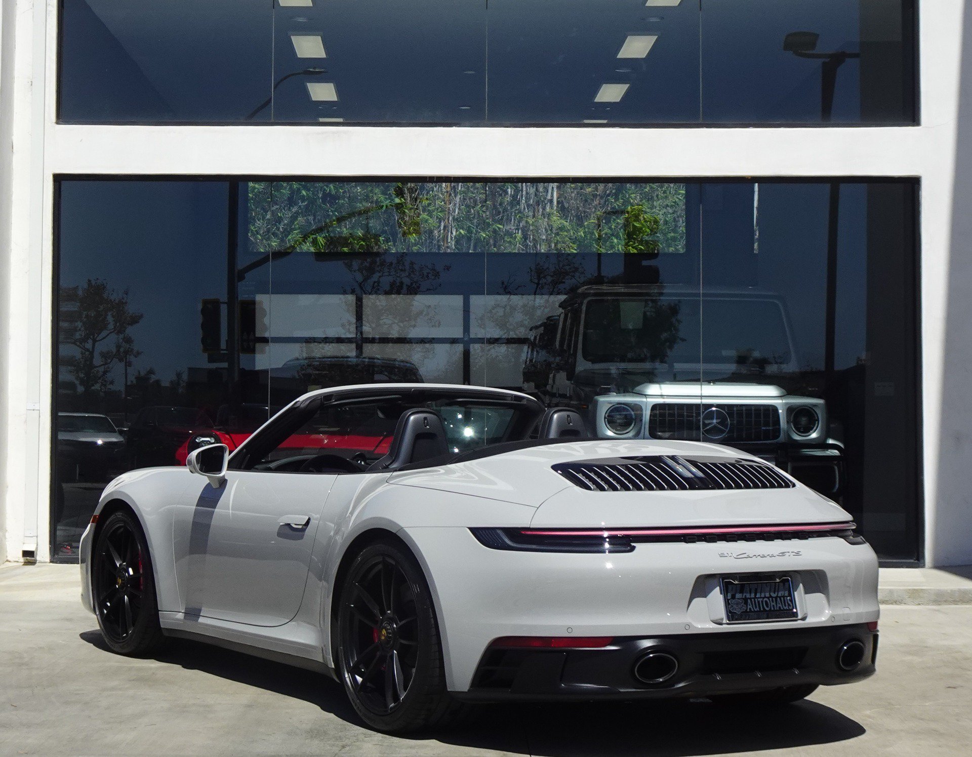 Used 2022 Porsche 911 Carrera GTS RWD image 6