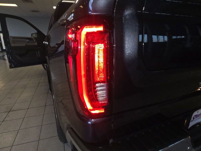 Used 2023 GMC Sierra 1500 SLT w/ SLT Premium Plus Package image 28