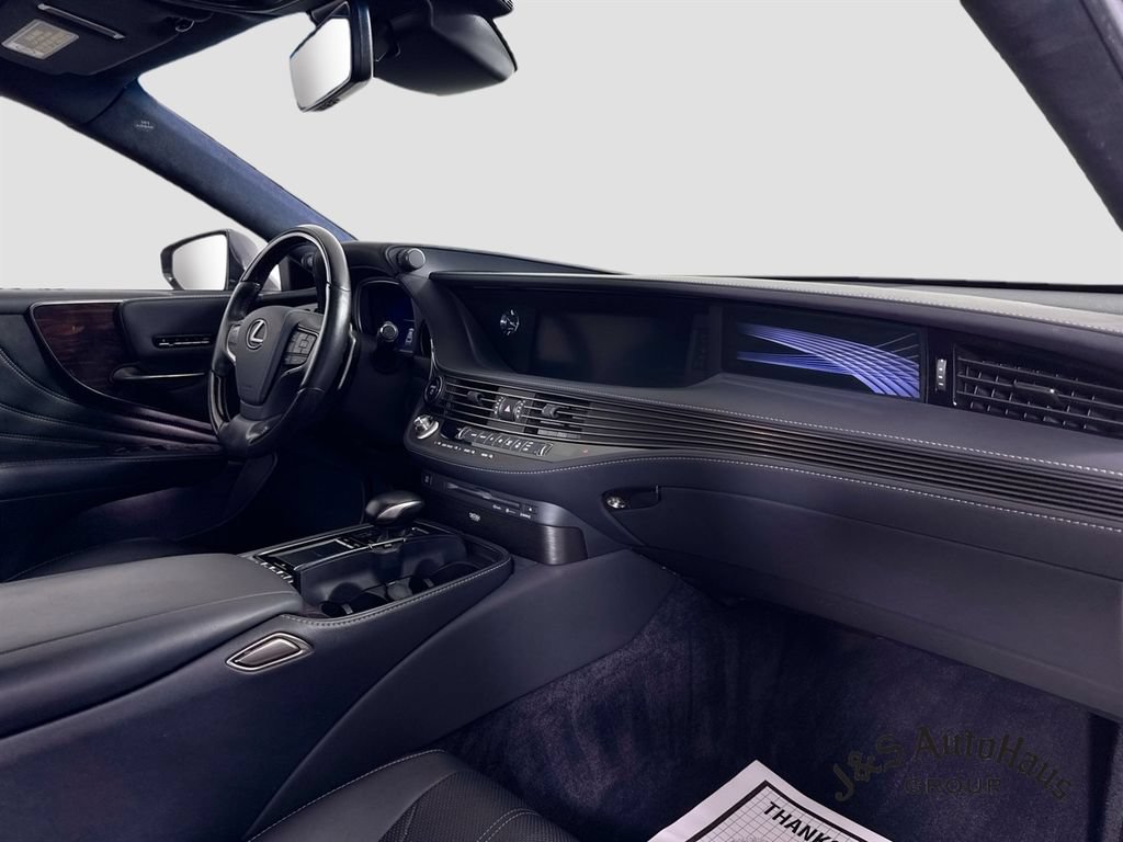 Used 2019 Lexus LS 500h w/ Interior Upgrade Package RWD image 38