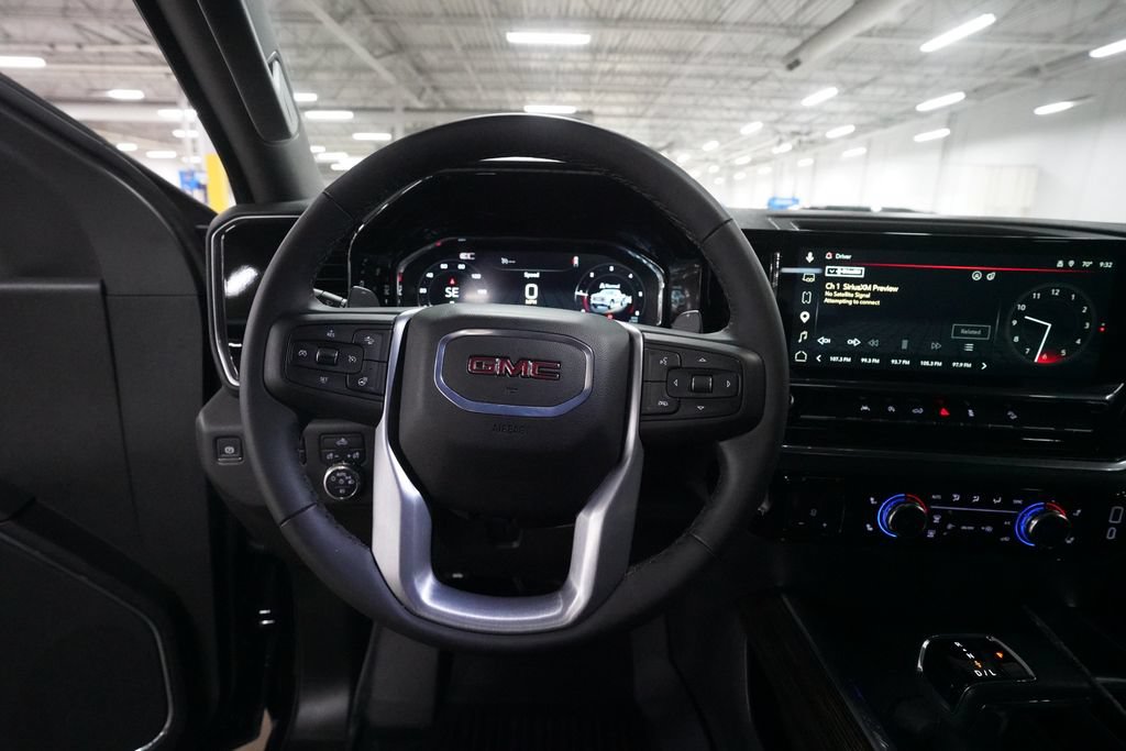 Certified 2025 GMC Sierra 1500 Elevation w/ X31 Off-Road Package AWD/4WD image 3
