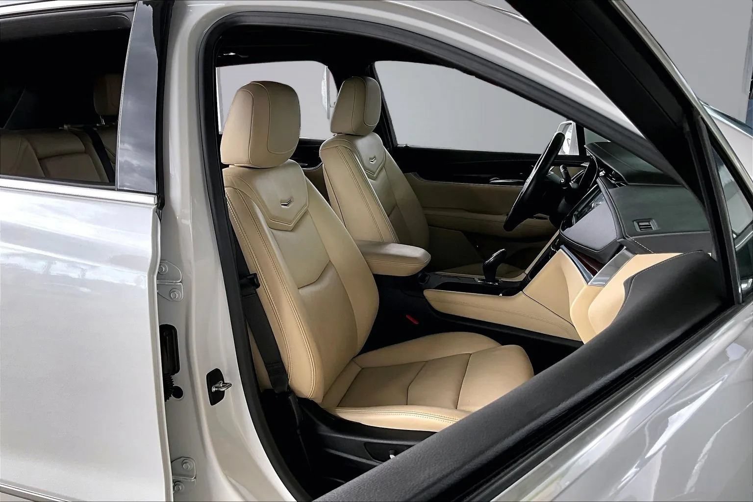 Used 2019 Cadillac XT5 Luxury FWD image 26