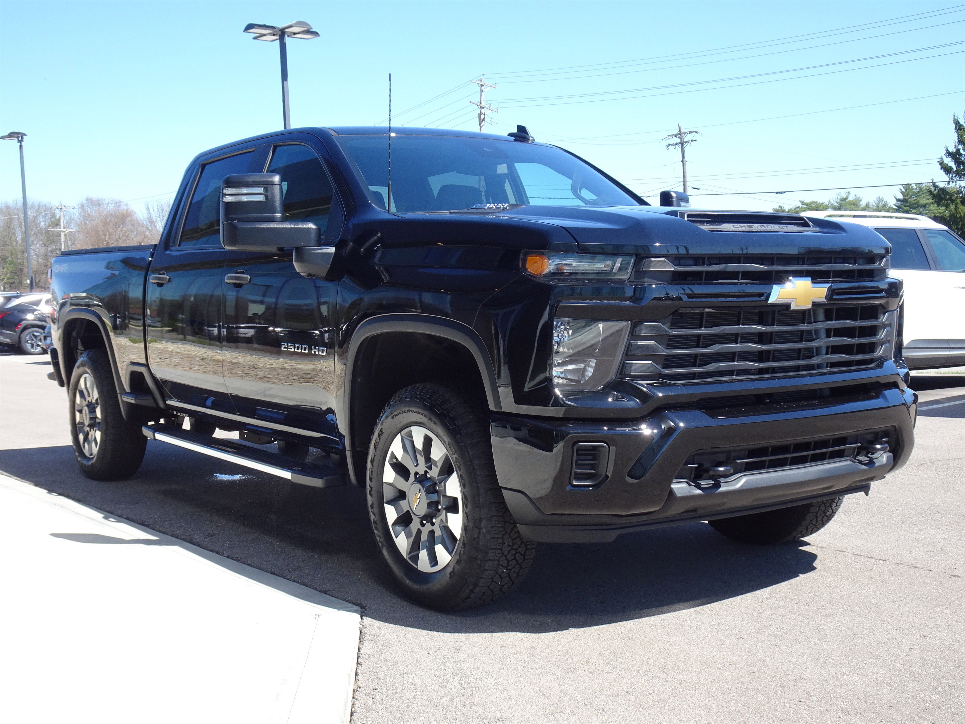 Used 2024 Chevrolet Silverado 2500 Custom w/ Custom Convenience Package image 7