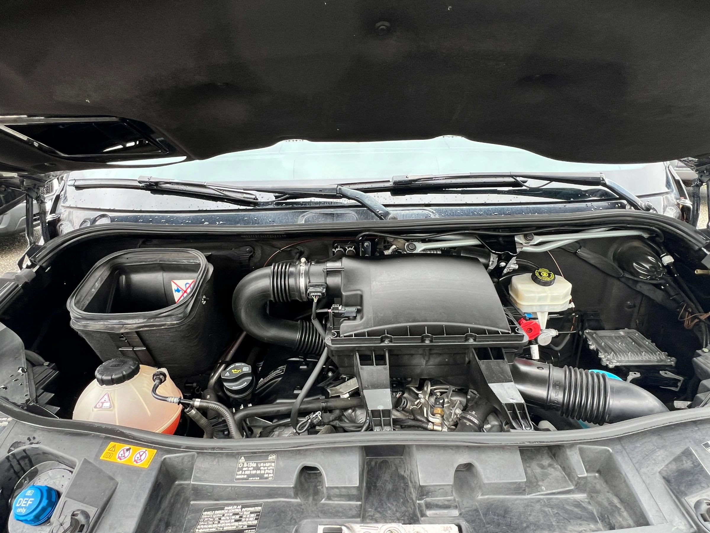 Used 2019 Mercedes-Benz Sprinter 2500 w/ Premium Package image 22