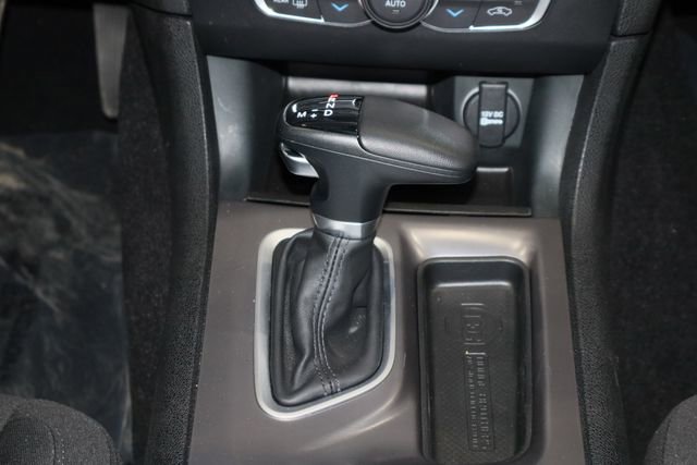 Used 2023 Dodge Charger SXT image 13
