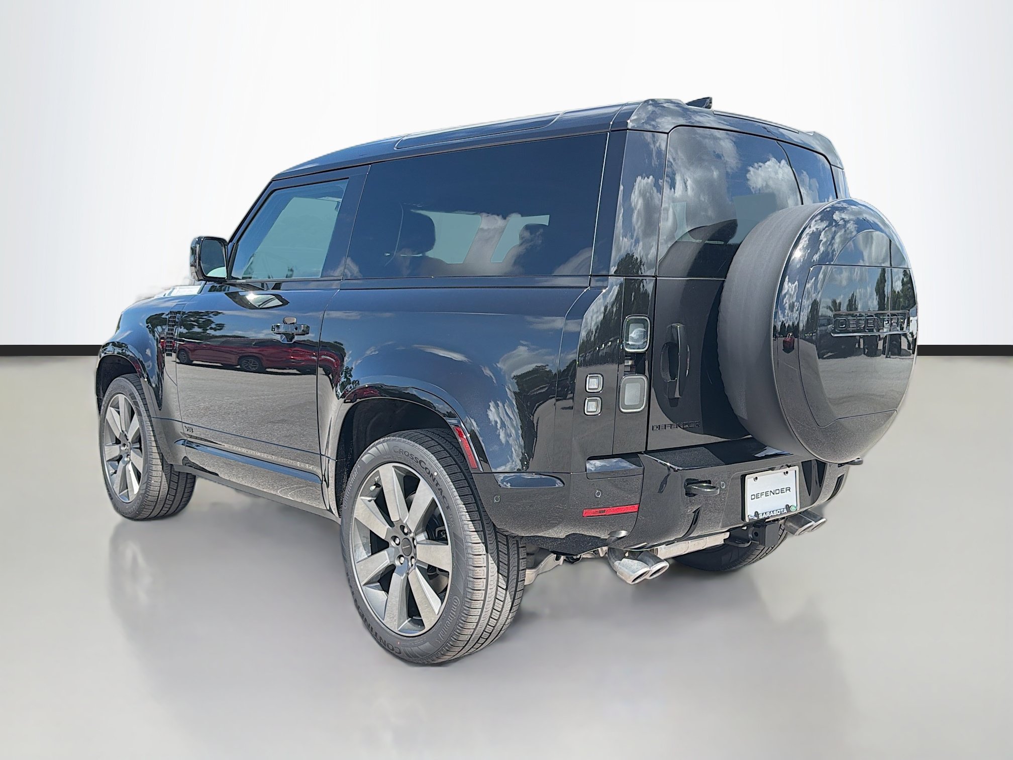 New 2026 Land Rover Defender 90 V8 AWD/4WD image 3