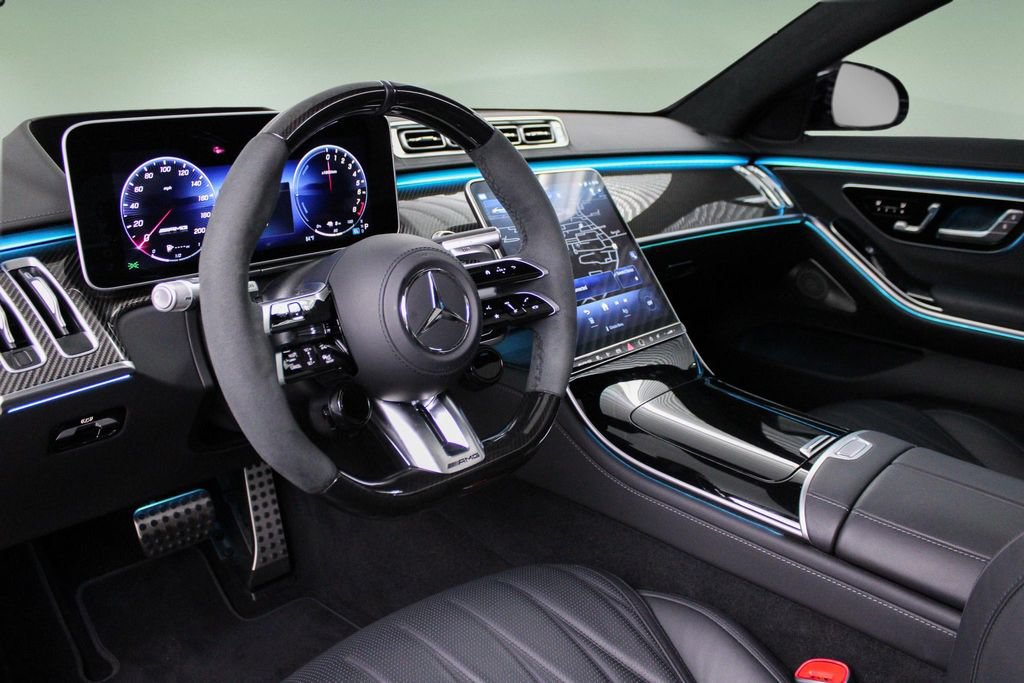 Used 2024 Mercedes-Benz S 63 AMG S image 2