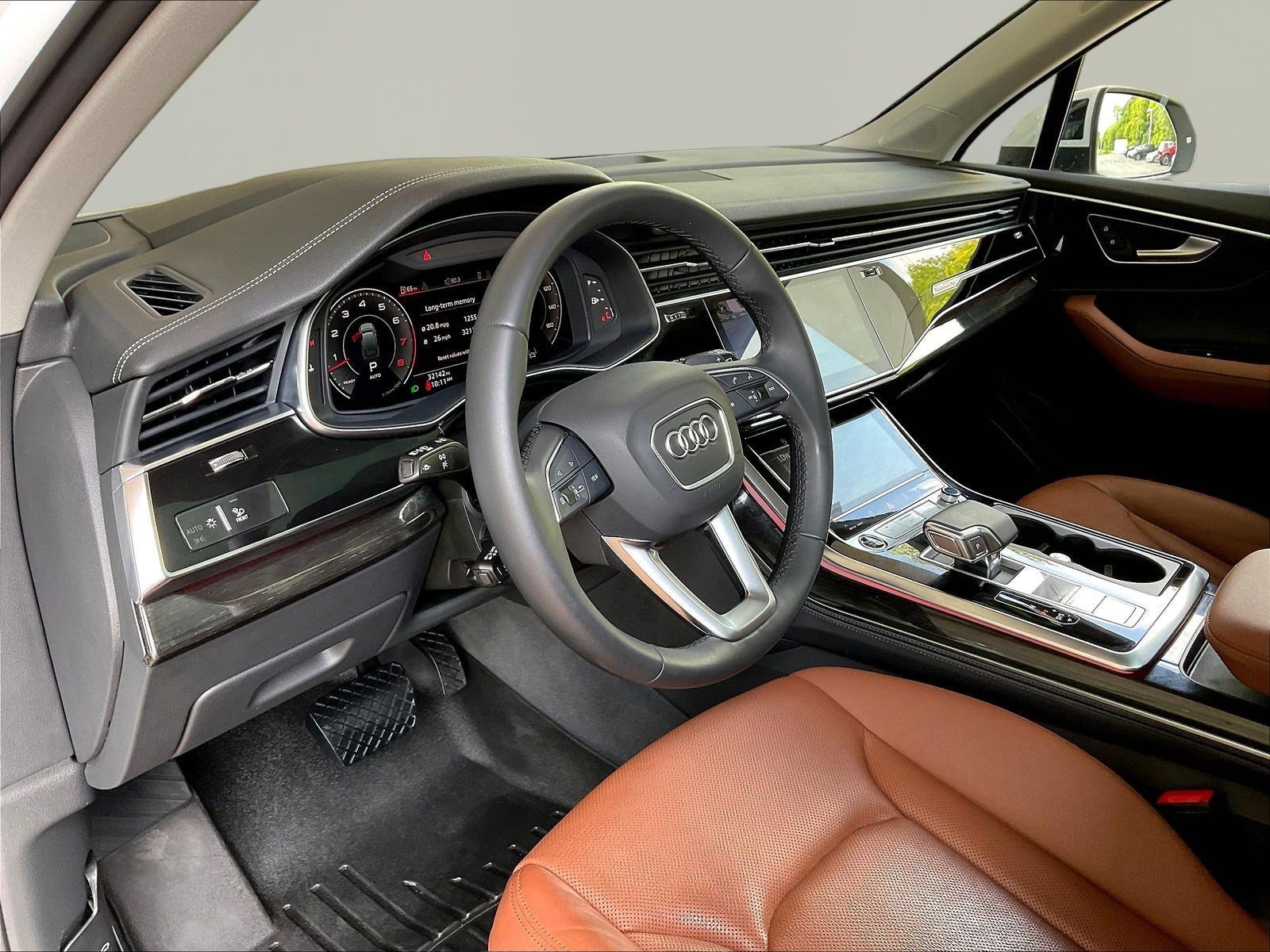 Used 2023 Audi Q7 3.0T Prestige AWD/4WD image 17