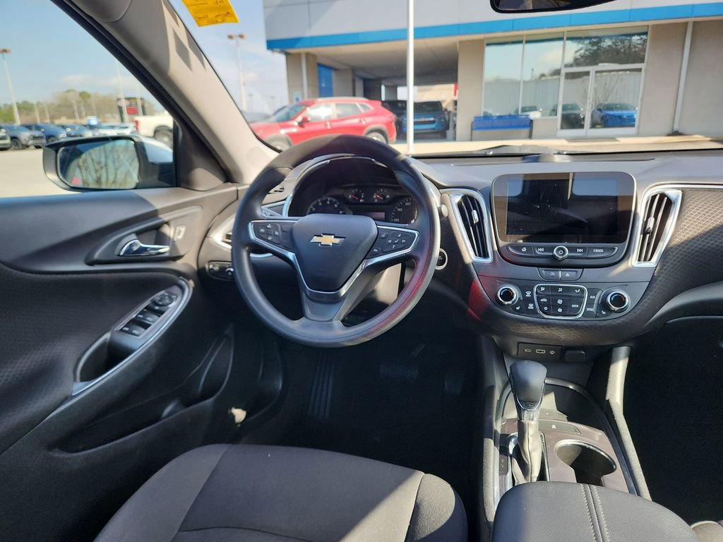 Certified 2021 Chevrolet Malibu LT image 13